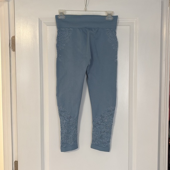 Fabletics Legging - Picture 4 of 5